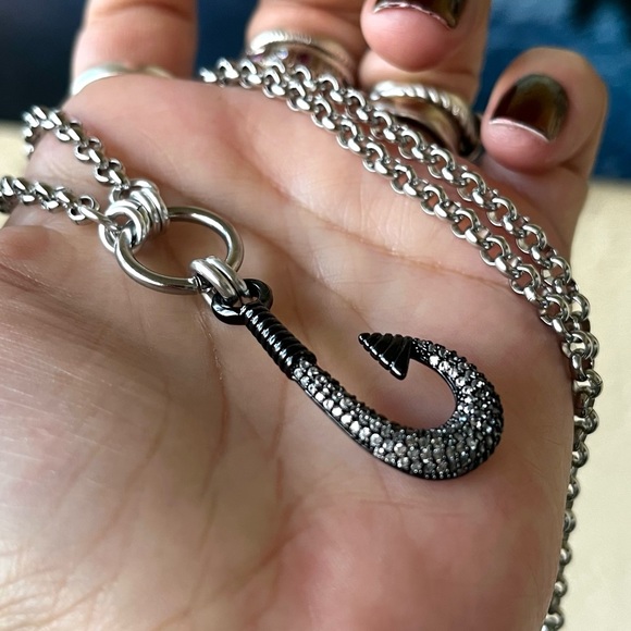 π΄β SALE ! red dot items are 2 for $25 . Bundle more than 3 and its $10 each π - Picture 8 of 11